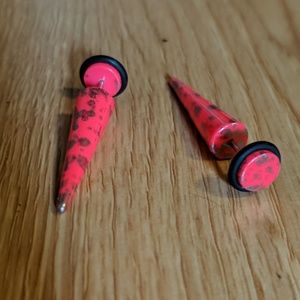 Hot pink faux tapers